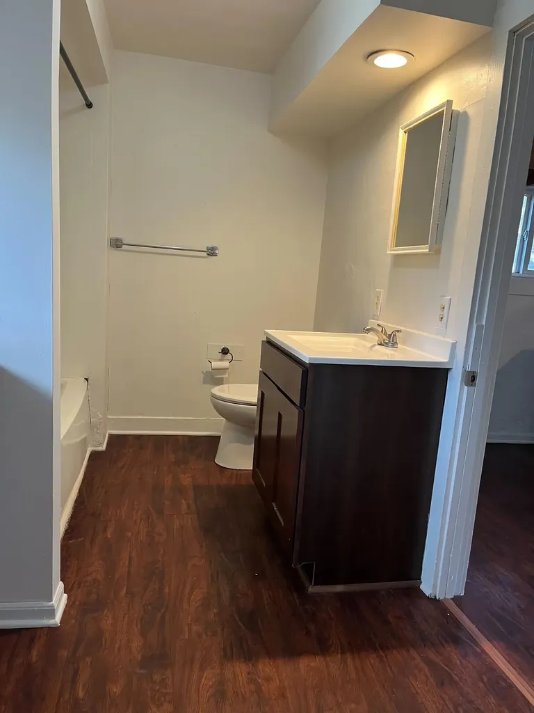 429 Shirley Street NE Grand Rapids City MI 49503