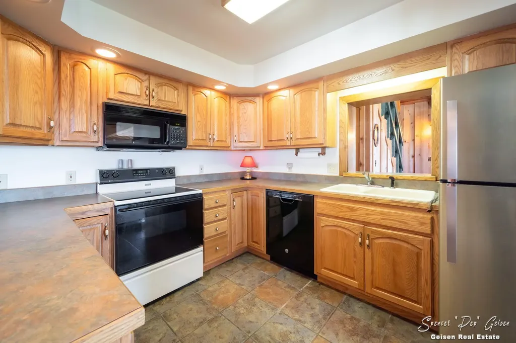 8591 Hidden Trail Orleans Township MI 48865