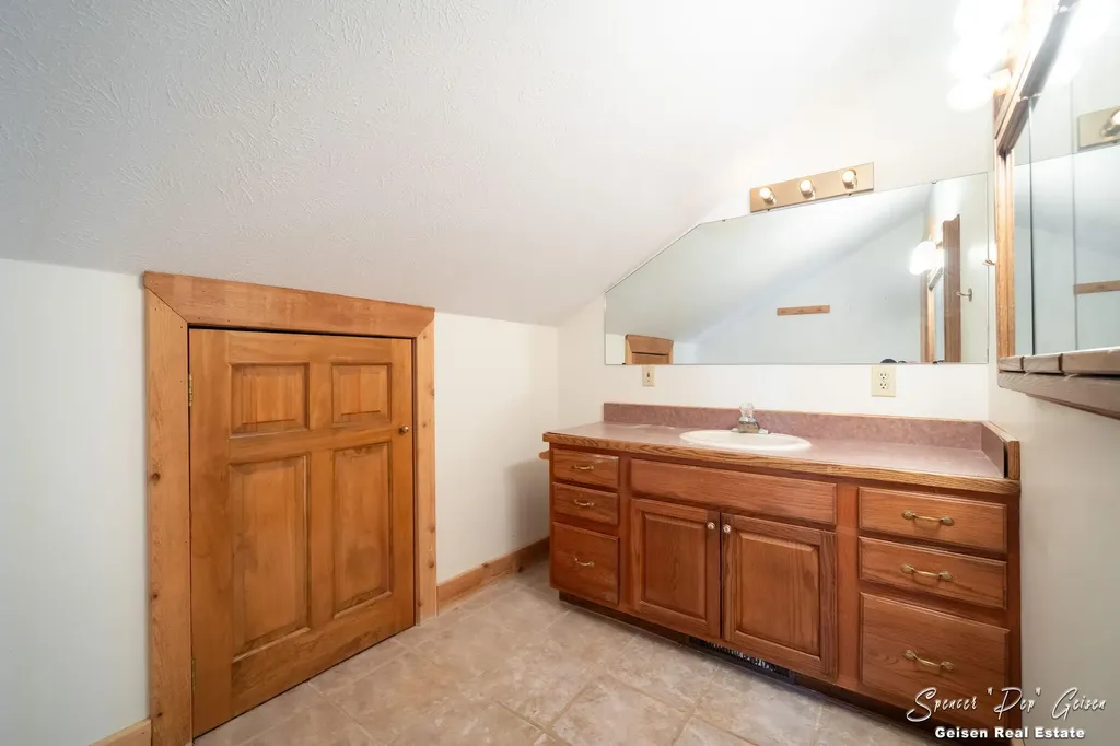 8591 Hidden Trail Orleans Township MI 48865