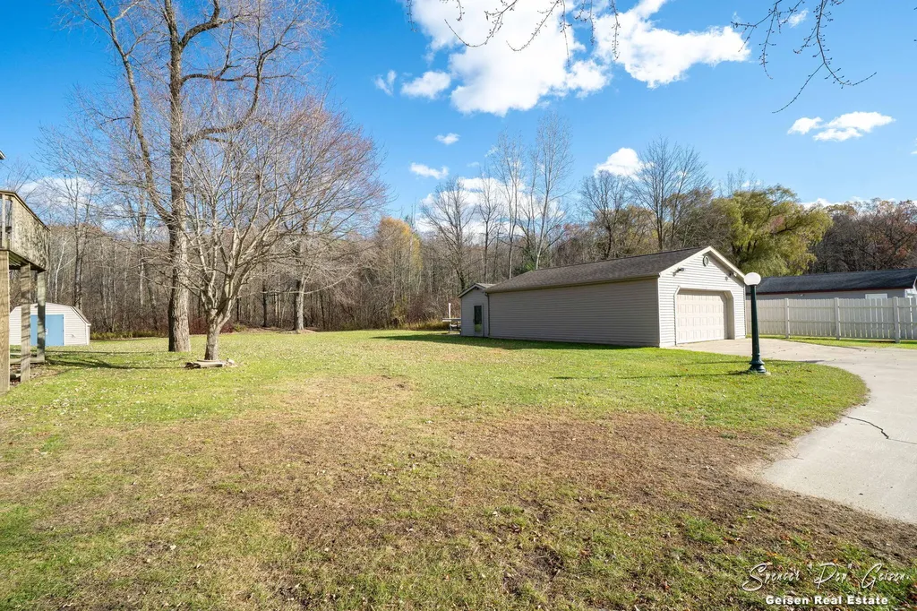 8591 Hidden Trail Orleans Township MI 48865