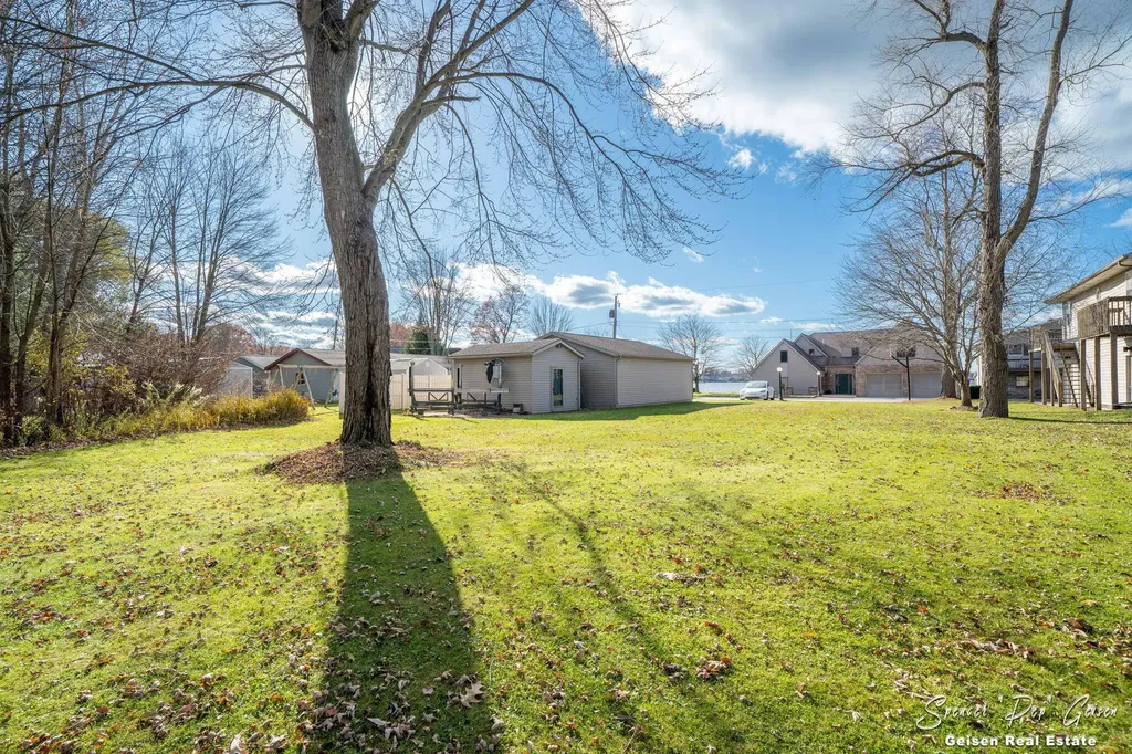 8591 Hidden Trail Orleans Township MI 48865