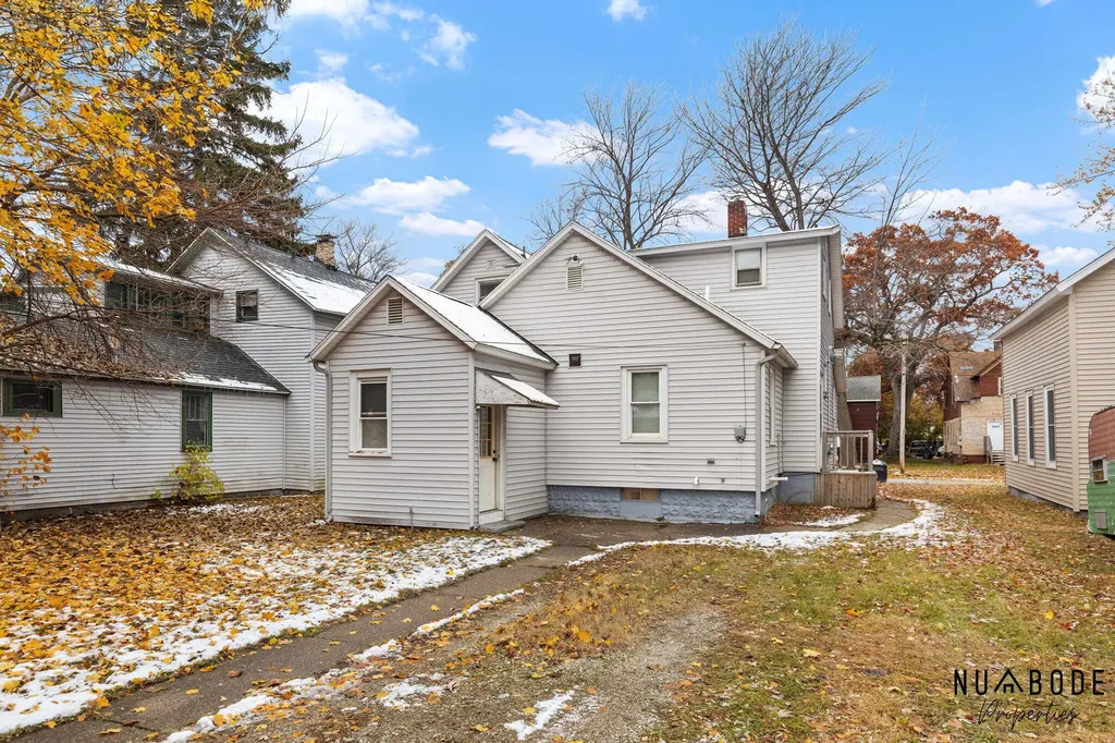 1514 6th Street Muskegon City MI 49441