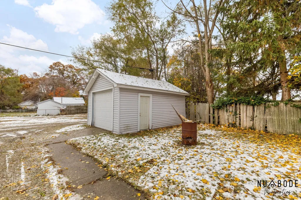 1514 6th Street Muskegon City MI 49441
