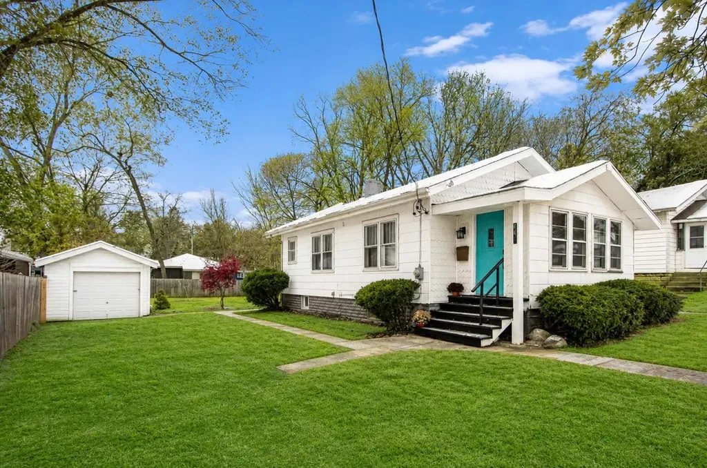 448 Whitcomb Street Kalamazoo City MI 49001