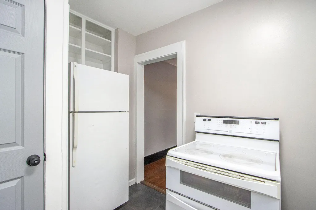 448 Whitcomb Street Kalamazoo City MI 49001