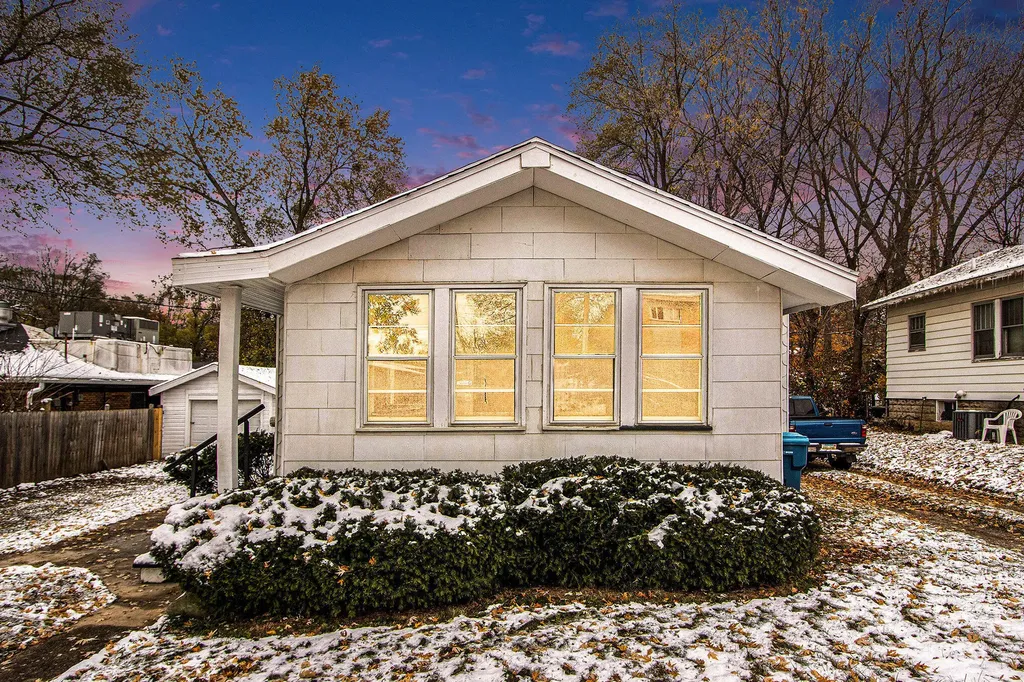 448 Whitcomb Street Kalamazoo City MI 49001