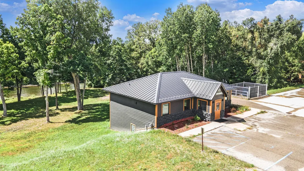520 S 3rd Street Big Rapids City MI 49307