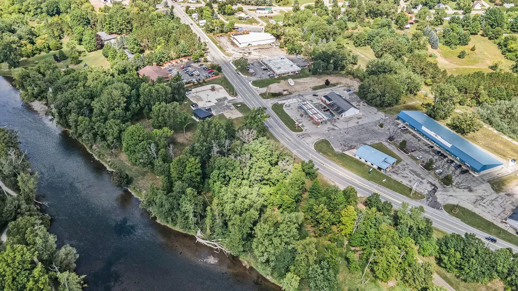 520 S 3rd Street Big Rapids City MI 49307