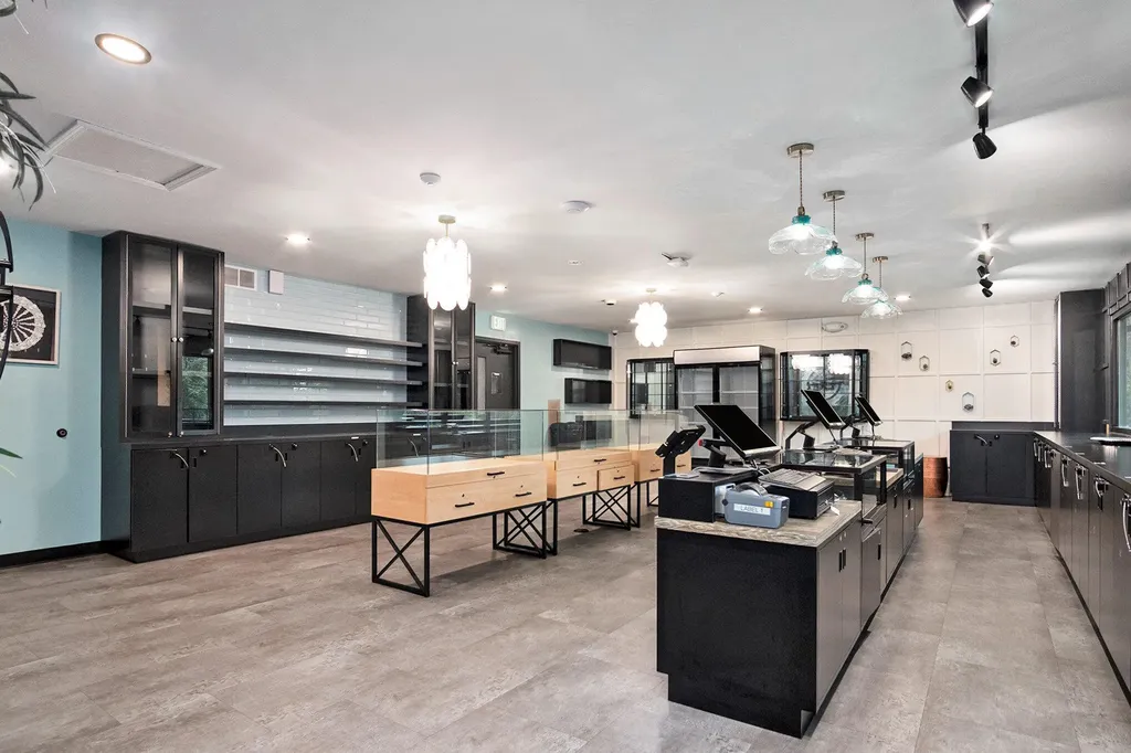 520 S 3rd Street Big Rapids City MI 49307
