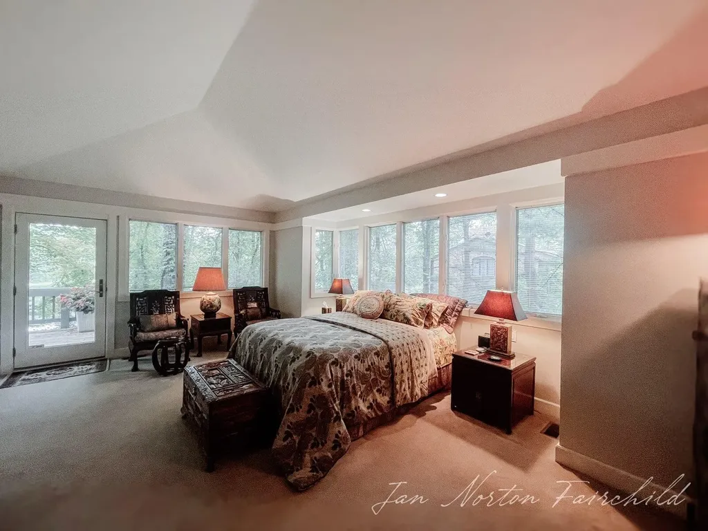 8050 Wilderness Trail NE Ada Township MI 49301