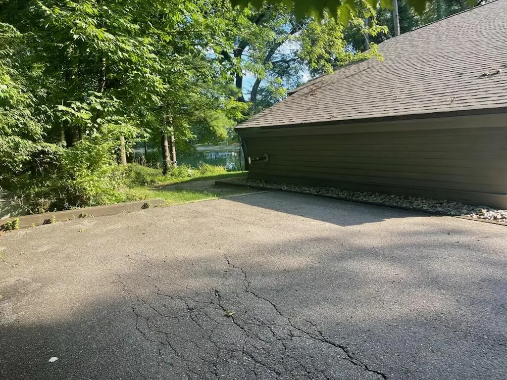 8050 Wilderness Trail NE Ada Township MI 49301