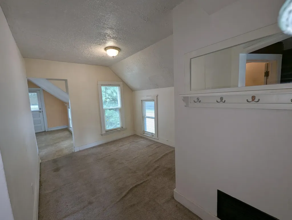 1420 Buffalo Avenue NE Grand Rapids City MI 49505