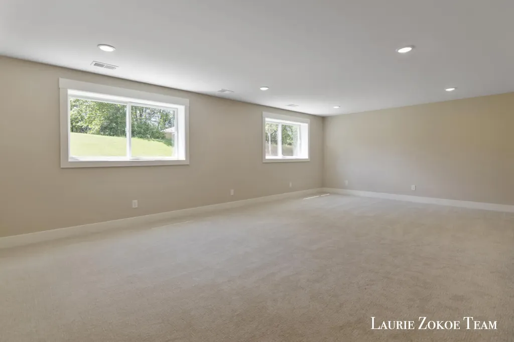 4345 Tallman Woods Drive NW Walker City MI 49534