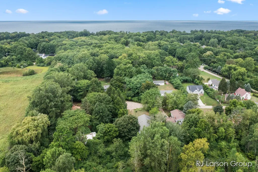 1007 Orchard Avenue Casco Township MI 49090