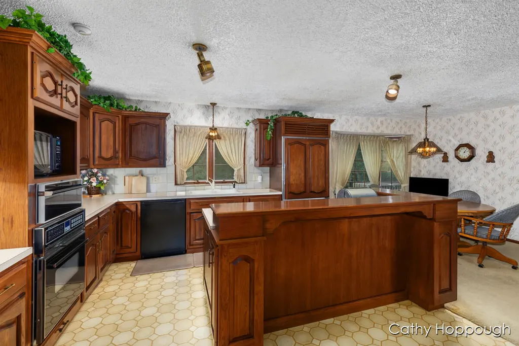 735 Prairie Creek Road Ionia Township MI 48846