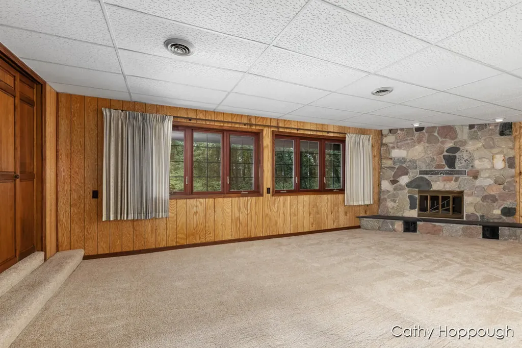 735 Prairie Creek Road Ionia Township MI 48846