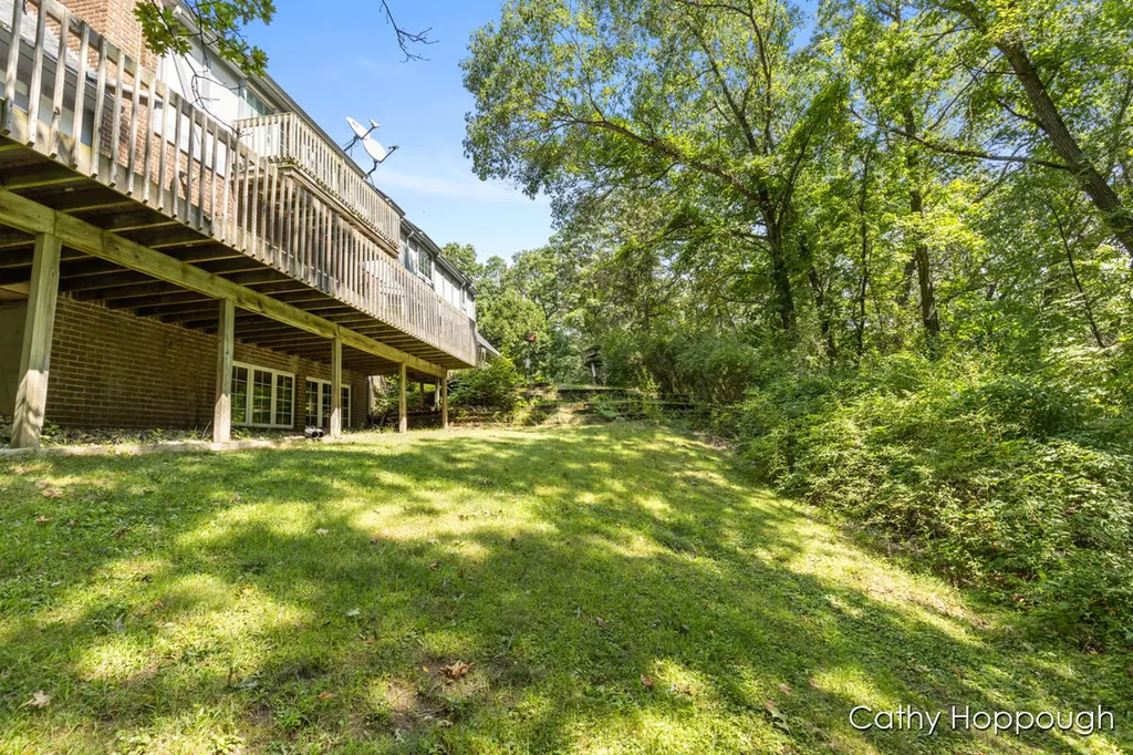 735 Prairie Creek Road Ionia Township MI 48846
