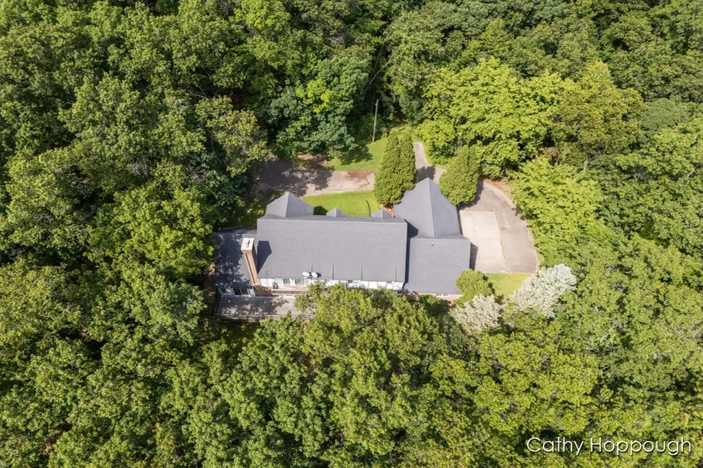 735 Prairie Creek Road Ionia Township MI 48846