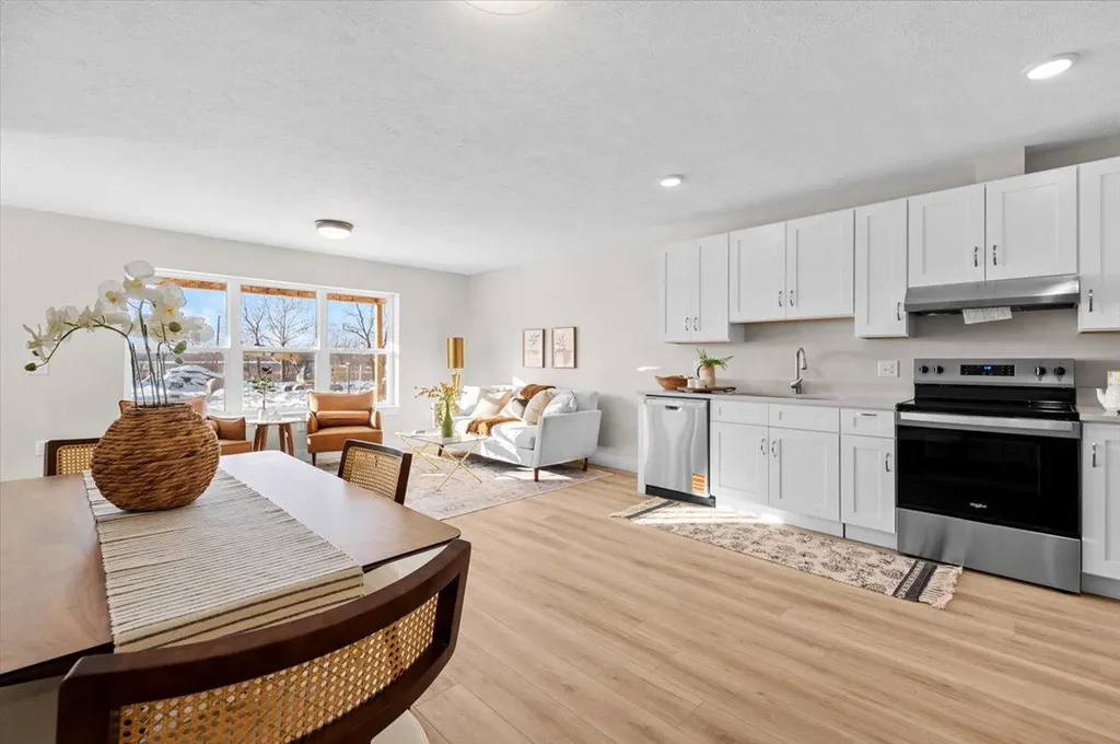 452 Pleasant Street SW Grand Rapids City MI 49503
