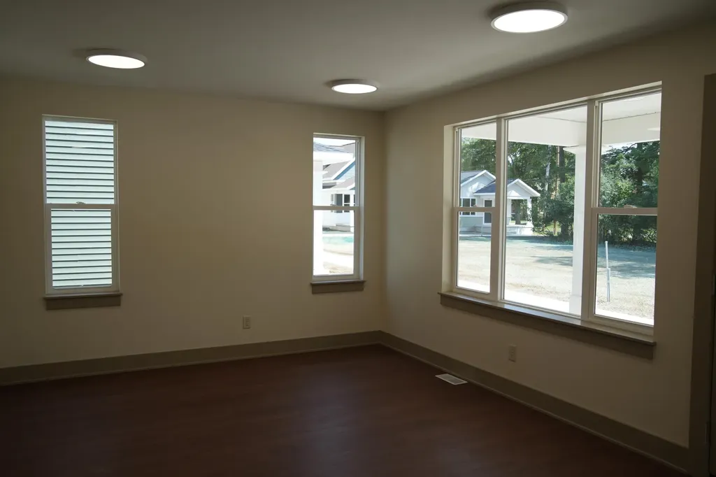 2089 Linden Avenue SE Grand Rapids City MI 49507