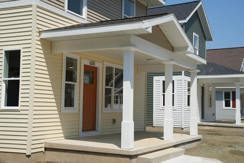 2089 Linden Avenue SE Grand Rapids City MI 49507