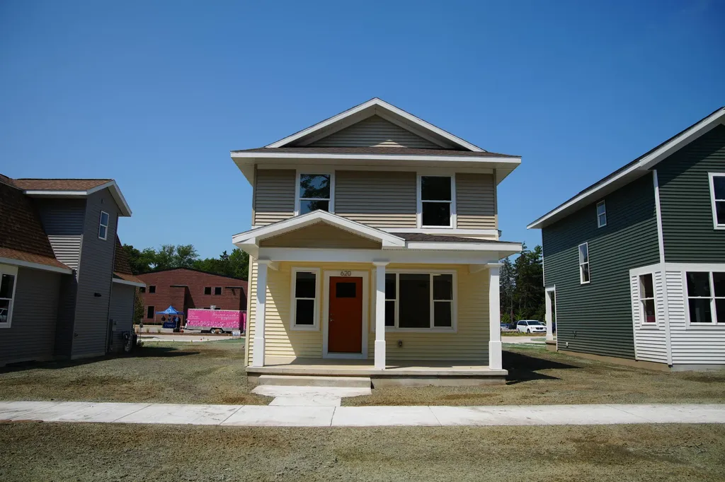 2089 Linden Avenue SE Grand Rapids City MI 49507