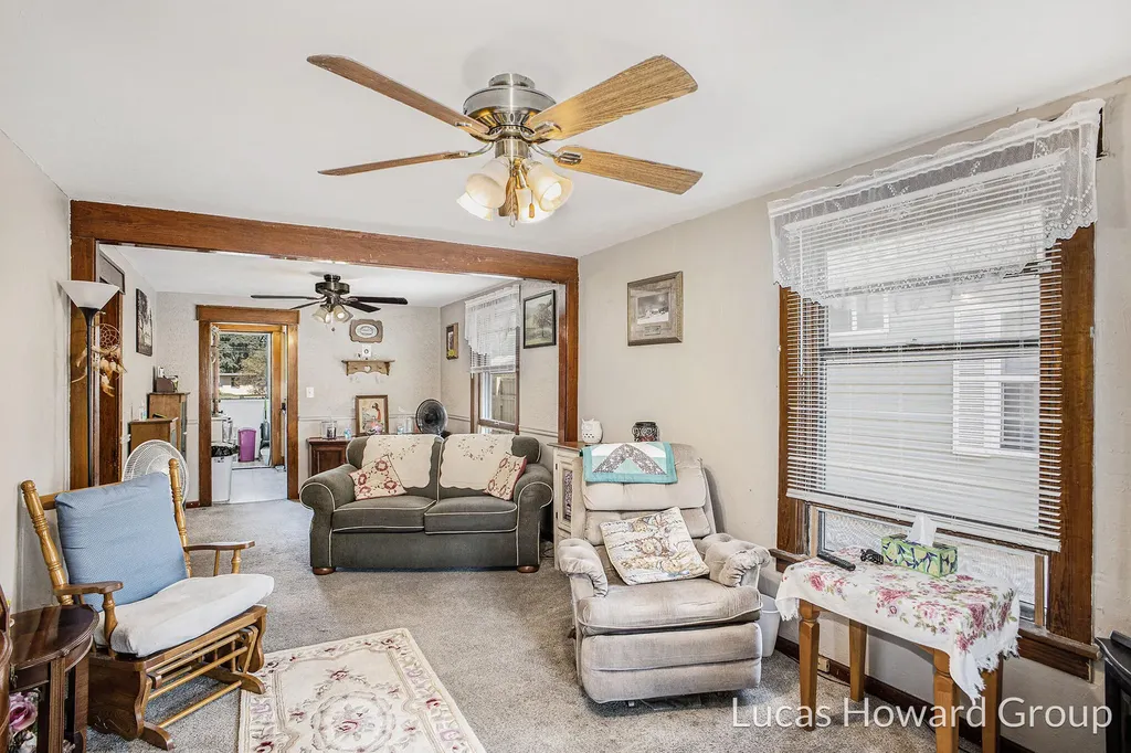 712 Lenore Avenue Lansing City MI 48910