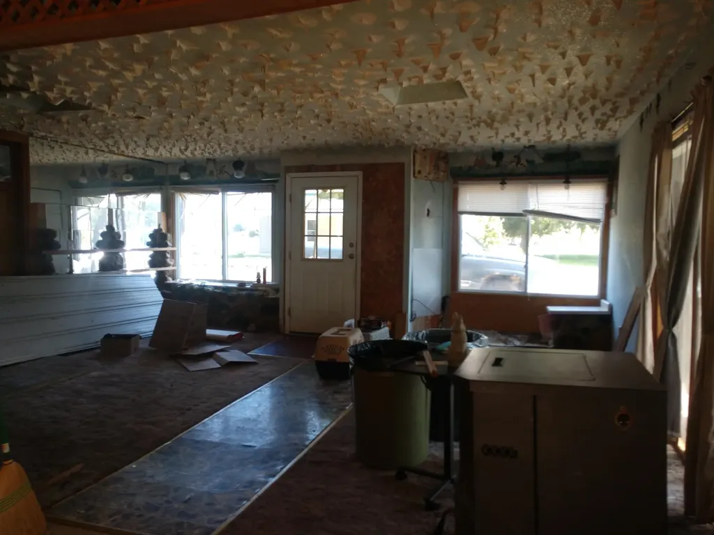 7518 S Crystal Road Bloomer Township MI 48811