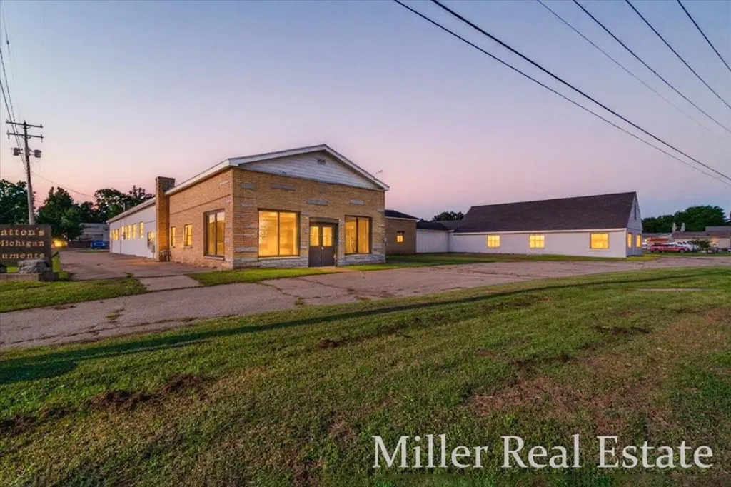 1065 W Green Street Hastings City MI 49058