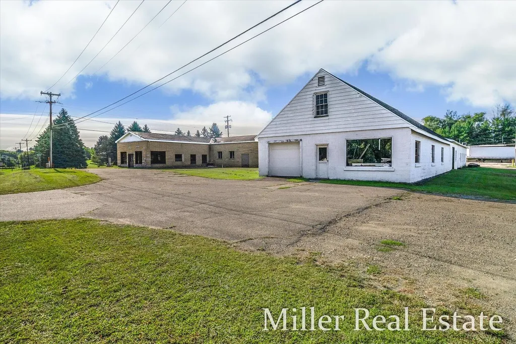 1065 W Green Street Hastings City MI 49058