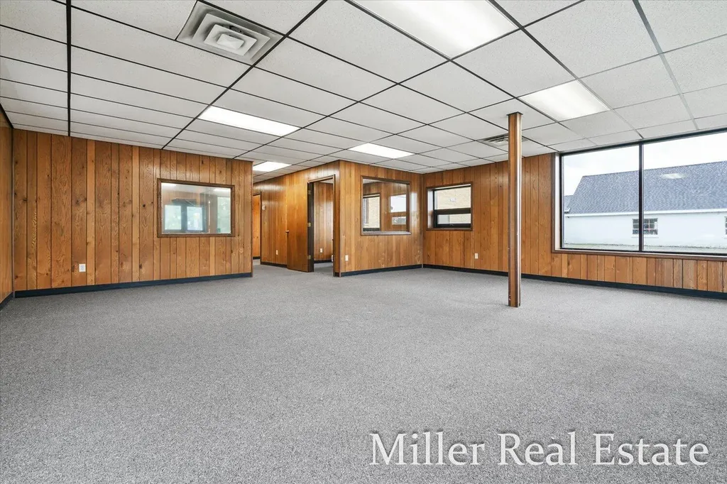 1065 W Green Street Hastings City MI 49058