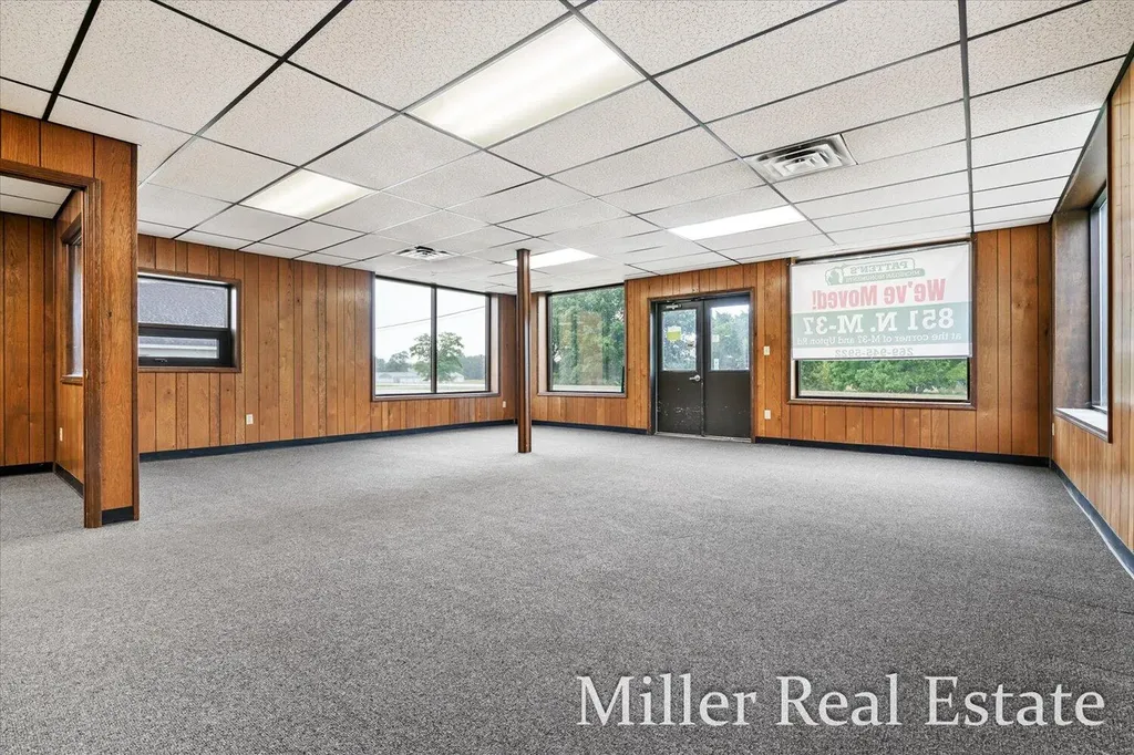 1065 W Green Street Hastings City MI 49058