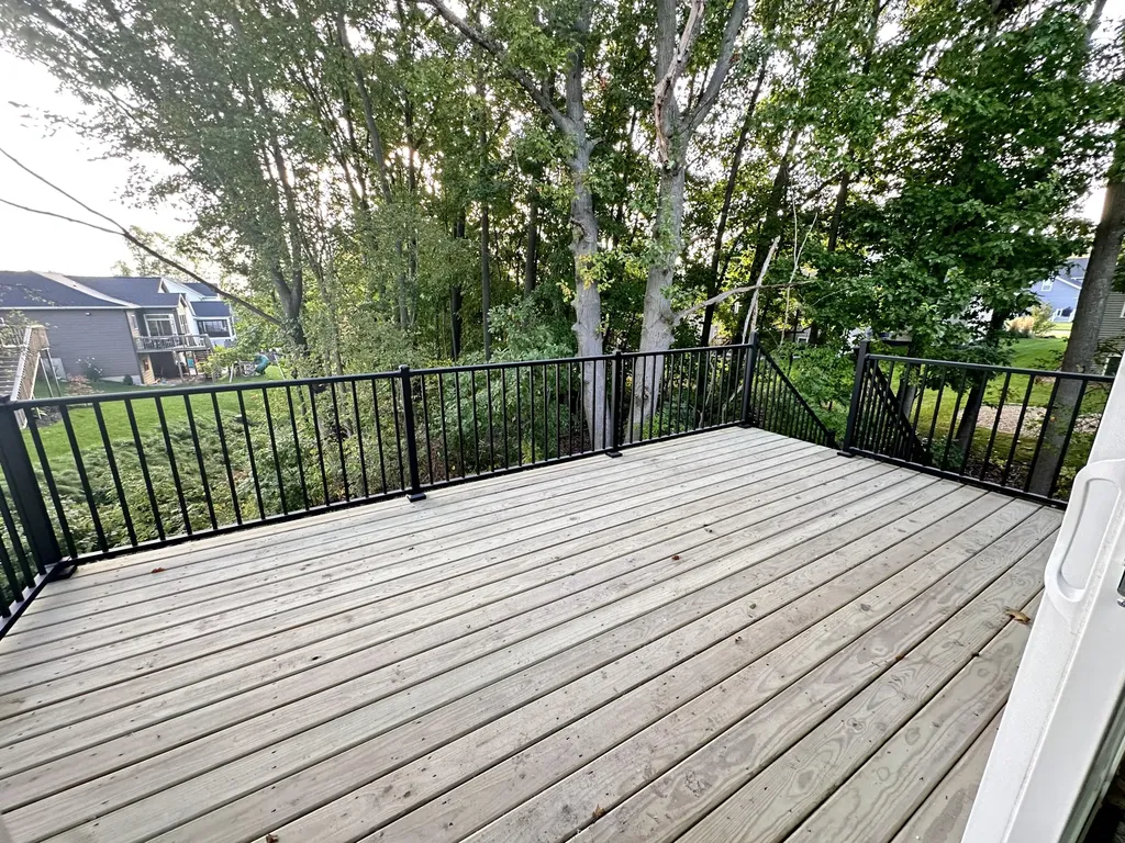 8206 Eagle Peak Drive Georgetown Charter Township MI 49428