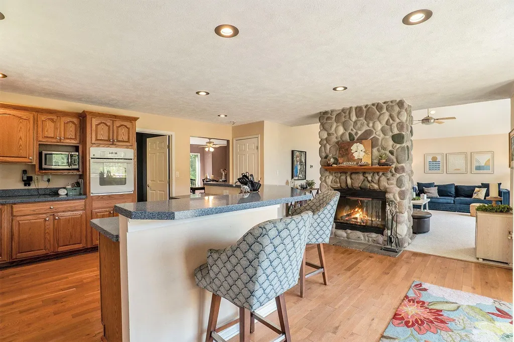 7805 Cougar Drive Prairieville Township MI 49046