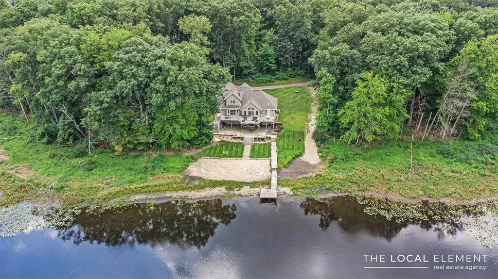 7805 Cougar Drive Prairieville Township MI 49046