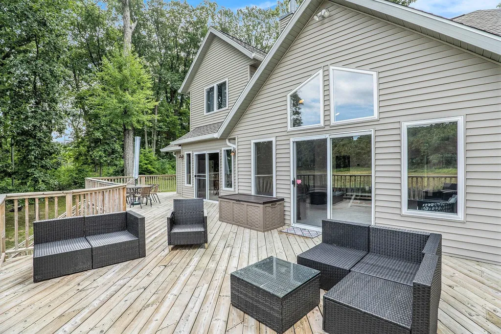 7805 Cougar Drive Prairieville Township MI 49046