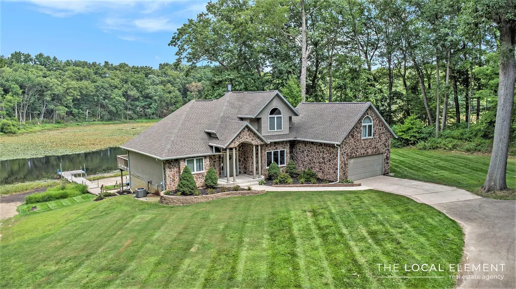 7805 Cougar Drive Prairieville Township MI 49046