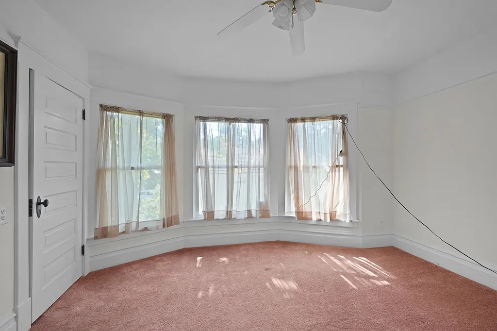 126 N Monroe Street Rockford City MI 49341