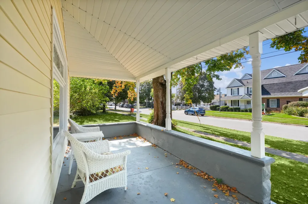 126 N Monroe Street Rockford City MI 49341
