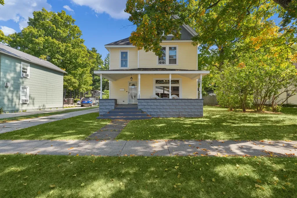 126 N Monroe Street Rockford City MI 49341
