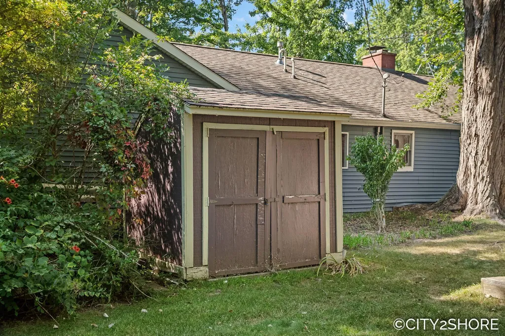 5964 122nd Avenue Clyde Township MI 49408