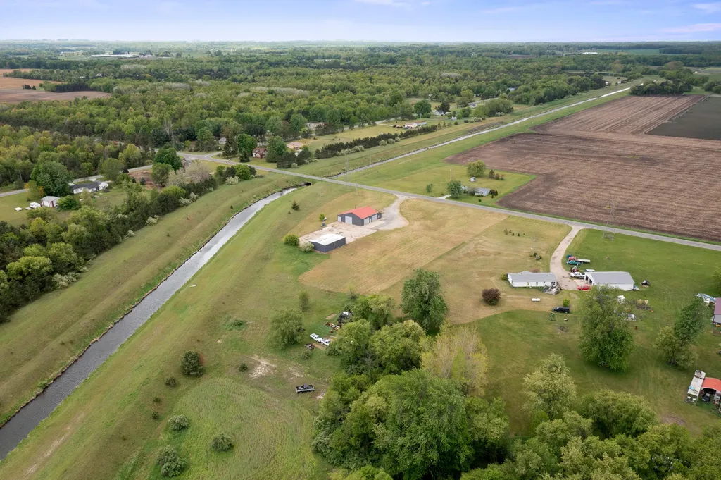12292 S Oak Avenue Grant Township MI 49327