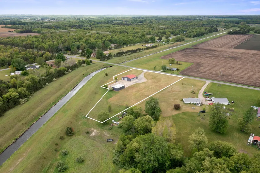 12292 S Oak Avenue Grant Township MI 49327