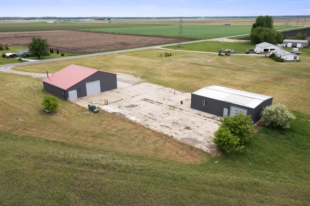 12292 S Oak Avenue Grant Township MI 49327