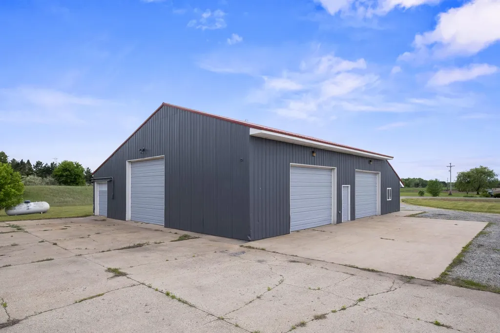 12292 S Oak Avenue Grant Township MI 49327