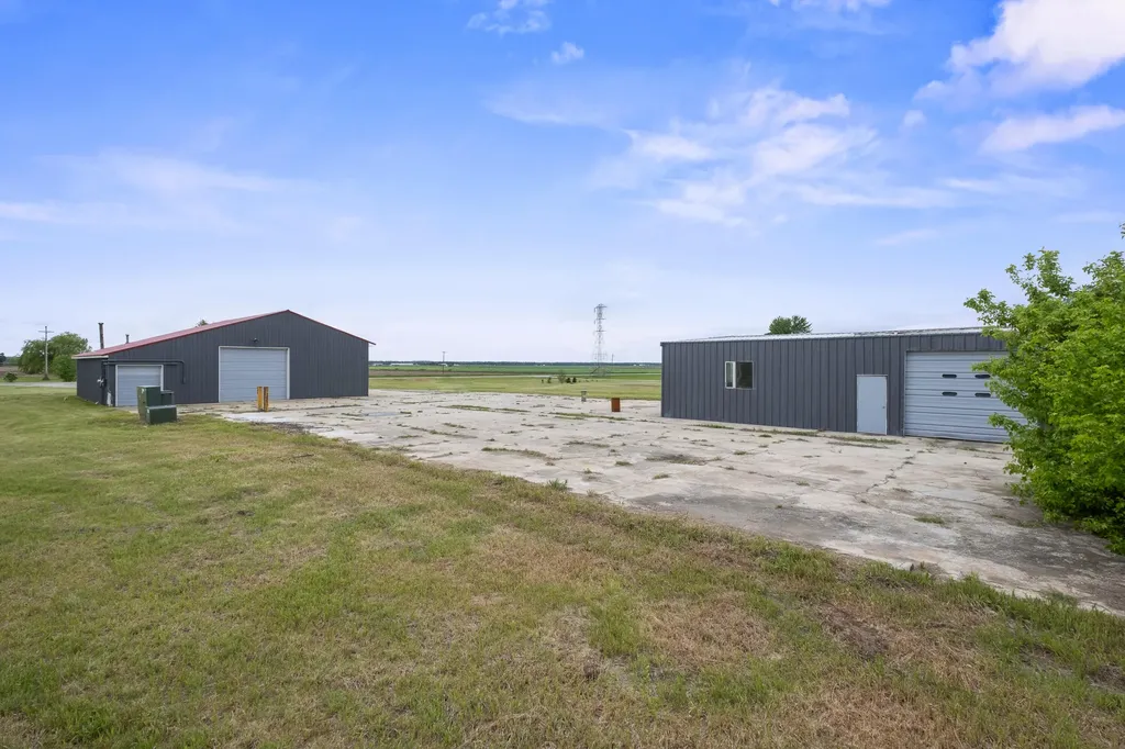 12292 S Oak Avenue Grant Township MI 49327