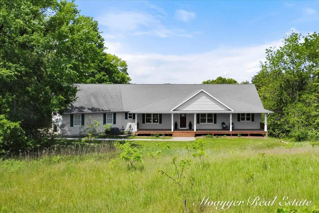 10245 Lincoln Lake Road NE Oakfield Township MI 48838