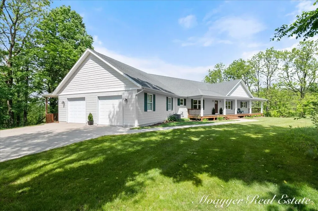 10245 Lincoln Lake Road NE Oakfield Township MI 48838