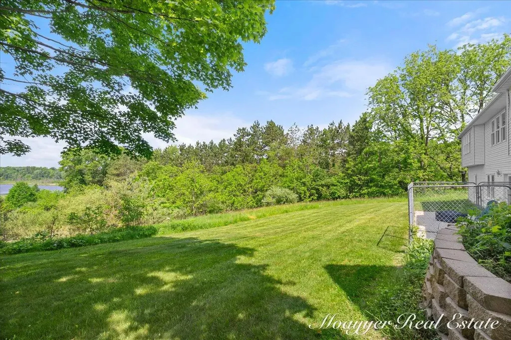 10245 Lincoln Lake Road NE Oakfield Township MI 48838