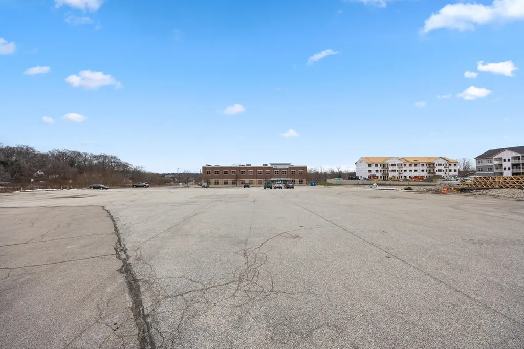 267 Seminole Road Norton Shores City MI 49444